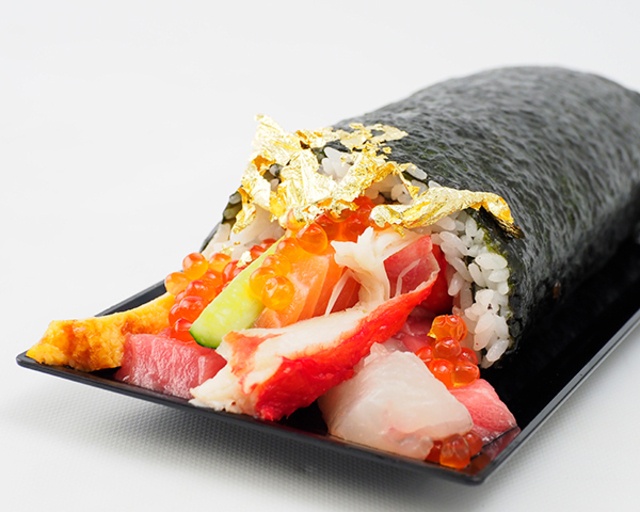 本まぐろ入りの豪華な恵方巻は予約限定！パンダの恵方巻も見逃せない！節分を彩る『北辰水産』