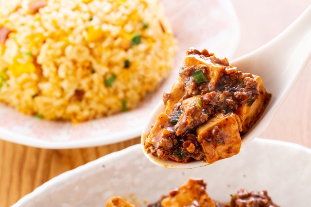 梅田｜絶品中華ランチ10選！サワダの麻婆豆腐に肉汁溢れる小籠包、食べ放題ビュッフェも