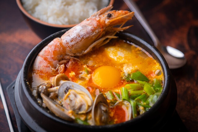 札幌｜大通駅周辺の韓国料理店10選！旨み溢れる海鮮スンドゥブにカスタム石焼ビビンバも