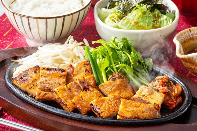 〜3/31｜『大戸屋』で韓国食堂フェア開催！炭火焼きサムギョプサルや具沢山タッカンマリが登場