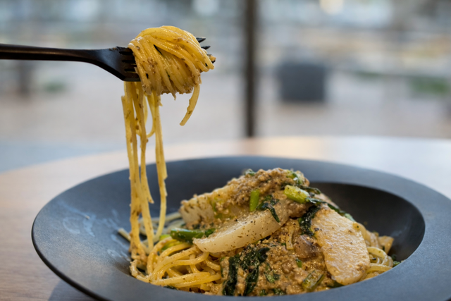 【3・4月限定】新シェフ就任記念！3,000円で厳選食材のフルコースが味わえる｜有明『LINK table』