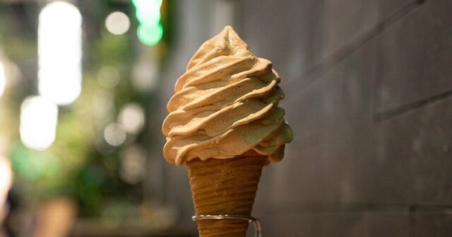 大通│大人のほろ苦カフェオレ味ソフトクリームが期間限定登場！4PLA地下『の〜すくり〜む』