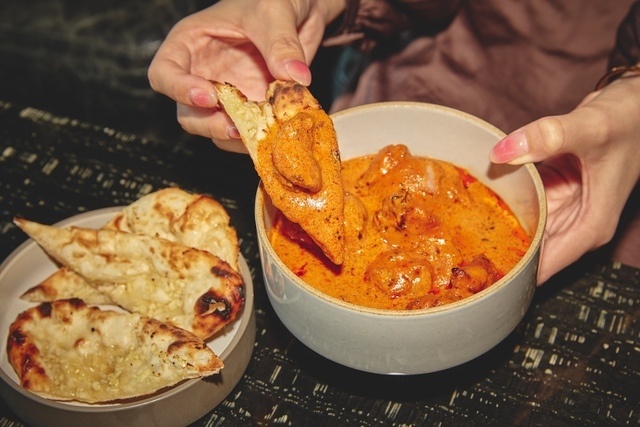 4/1〜｜本格スパイス料理とカクテルのペアリングを提供開始｜銀座『THE GREY ROOM』