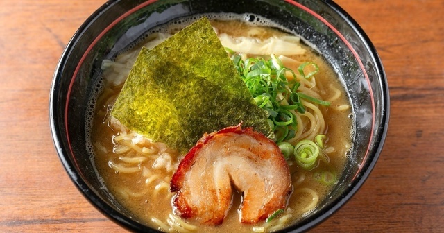 汐留│昼は鶏白湯&煮干しラーメン、夜は焼き鳥！居酒屋『はれるや』が4/20オープン