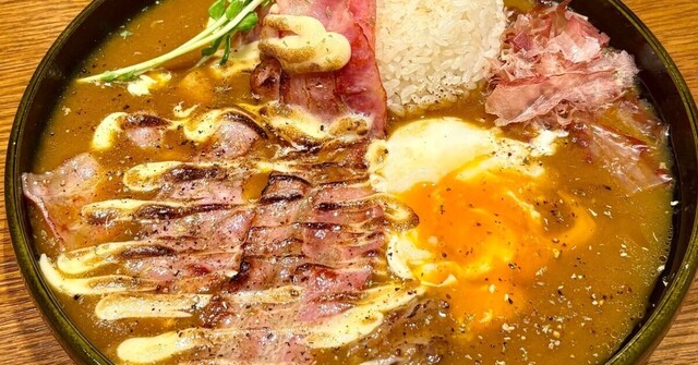 大阪・中崎町｜出汁カレーに温玉をON！月見カレーが9/2〜新登場『ジパングカリーカフェ』