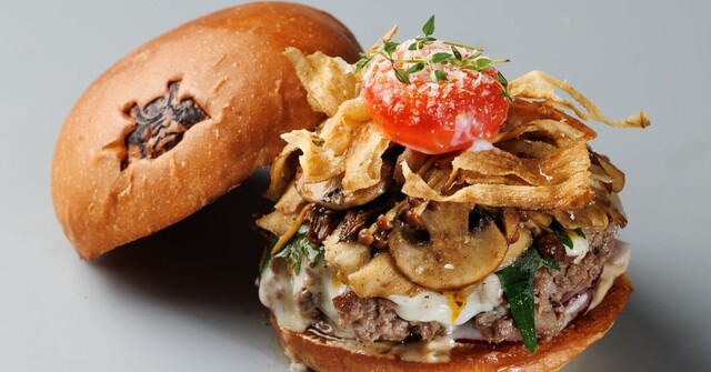 9月限定｜『SHOGUN BURGER』の月見バーガーが今年も登場｜5種きのこ×黄身コンフィ