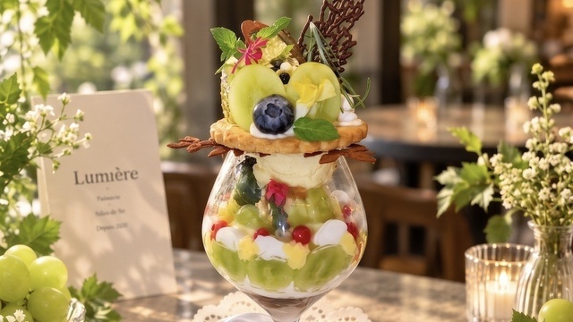 新宿│高知の恵みと旬のフルーツが織りなす可憐なパフェ専門店『Verre Lumière』