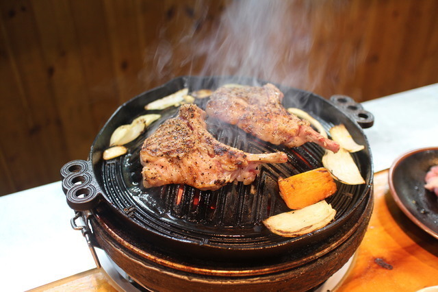 ヘルシーだからいくらでも食べたい!中野・高円寺周辺にあるジンギスカンのお店3選