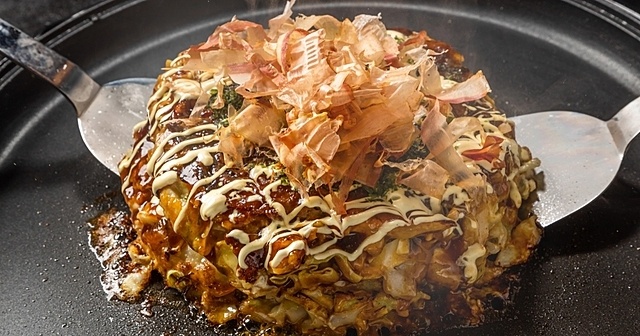 麻布十番のお好み焼き屋7店まとめ!九条ネギたっぷり乗せる京都の老舗や広島風も!