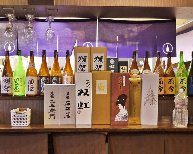 【横浜】日本酒天国!!! 日本酒60種類がセルフ飲み放題☆銘酒も、レア種もあり！