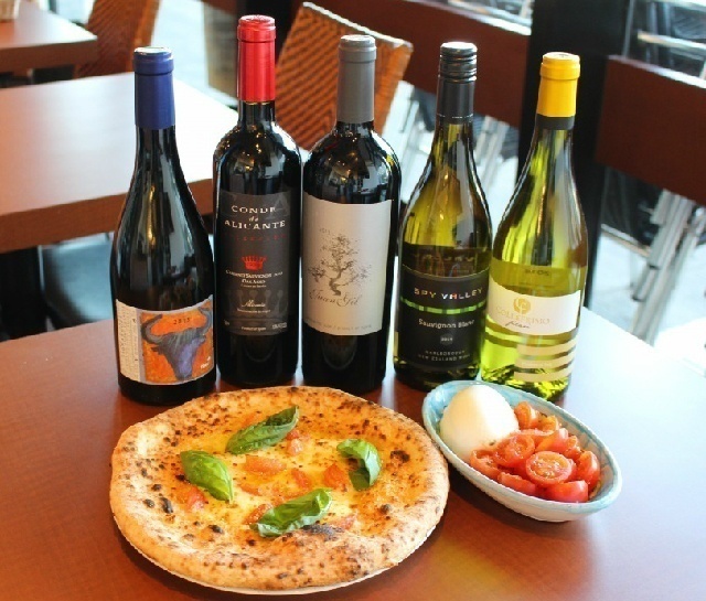 世界一のピッツァが500円！国産モッツァレラを使用したピッツァで話題「Pizzeria MERI PRINCIPESSA」が豊洲に登場！