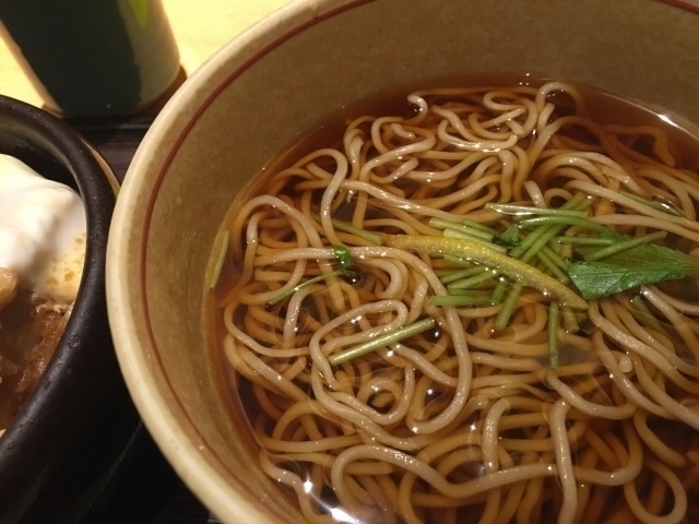 【津田沼】気軽に寄れる駅周辺の蕎麦屋4選！ほんのり甘い更科蕎麦やメニュー豊富なお店も