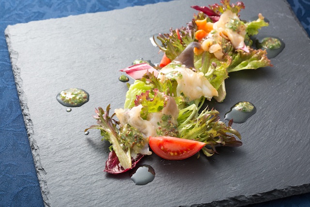 表参道の人気イタリアンが3月26日、渋谷・宇田川町に「a（アー）」 として移転オープン。実力随一のシェフと敏腕若手経営者が織りなす〝リッチ・カジュアル〟イタリアン