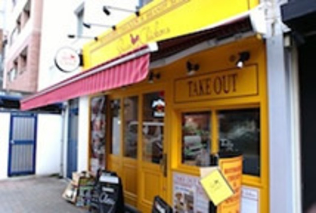 【ニューオープン】飲食業界のコンサルティングを行なうFood Innovators Japanが新たに展開するロティサリーチキンバルの第1号店「QUEEN OF CHICKENS（クイーン オブ チキンズ）」が恵比寿駅東口に2014年12月1日オープン