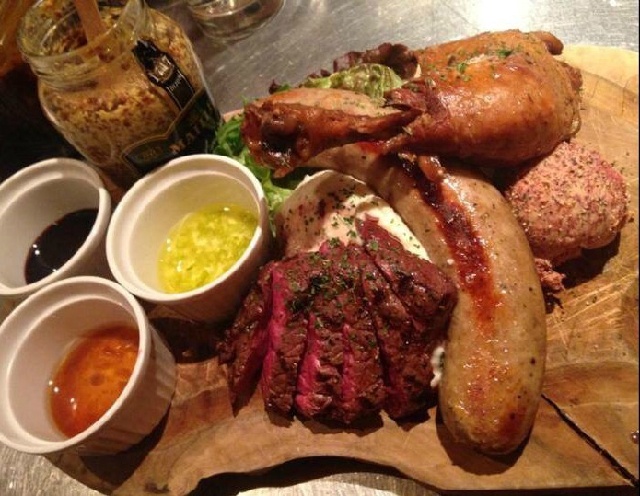 大林氏が手掛けるオリエンタルビストロ「AGALICO（アガリコ）」のFC5店舗目が日本一の繁華街・新宿に5月10日オープン