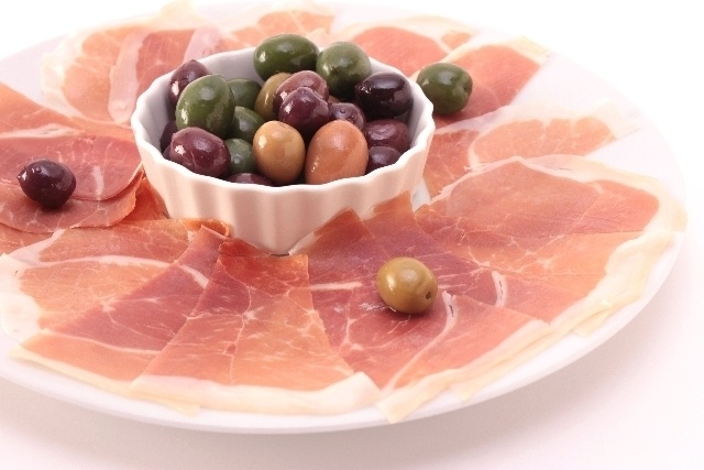 新宿で遊んだあとはワインと生ハム！おススメの生ハムの名店4選