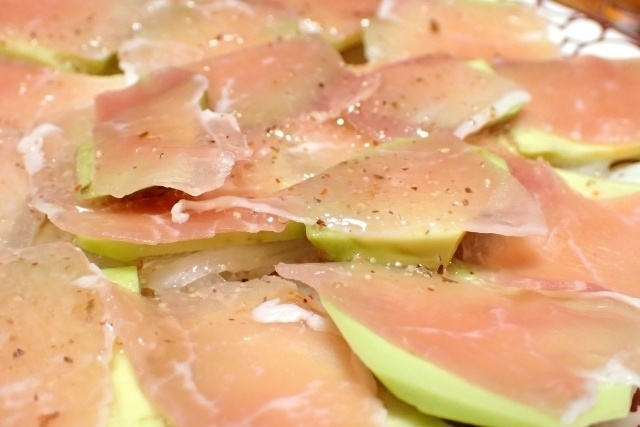 目黒駅周辺で遊んだあとに食べに行きたい生ハムのおいしいお店5選