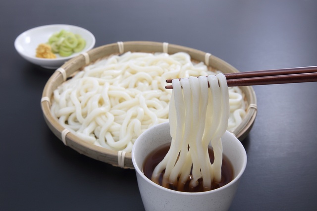 【表参道】カフェやバルだけじゃない!ハイソな街“表参道”で楽しめるうどん屋さん4選