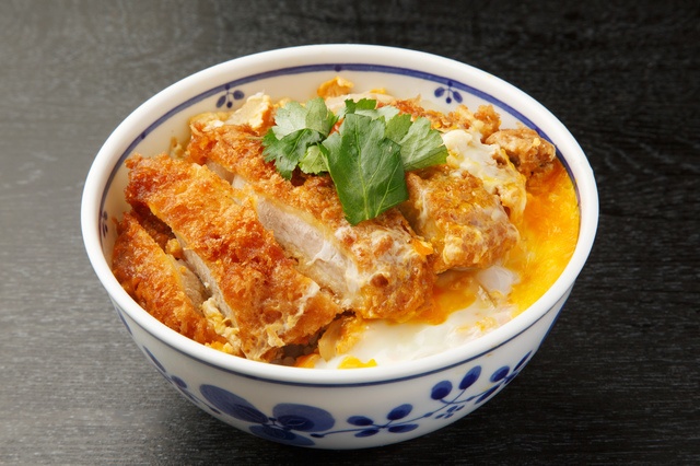 【池袋】ガッツリ気分の日はカツ丼に！池袋でリーズナブルに楽しめるお店4選
