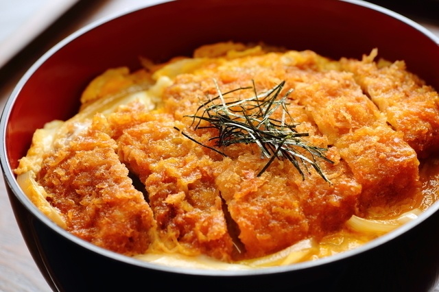 【秋葉原】とろーり卵が溢れ出すカツ丼にご飯味噌汁おかわり自由でボリューム満点!カツ丼屋5選