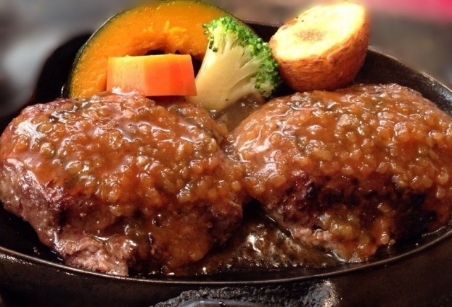 横浜を訪れた時に是非食べて欲しい絶品ハンバーグ!厳選4店