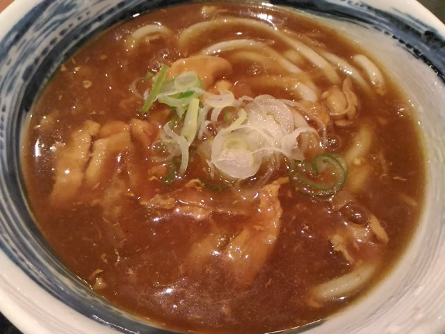 【六本木】カレーうどんを食べるなら行くべき店4選！クリーミーなカレーにスパイシが効いた本格派も