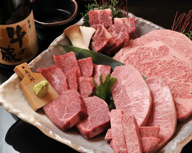 六次産業化で焼肉業界に革新を。鹿児島県産の黒毛和牛の上位4％のみを提供する「薩摩 牛の蔵」が、吉祥寺に6月1日オープン