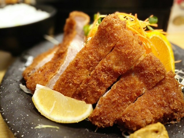 おしゃれな街「自由が丘」でほっこり食事！駅近くのとんかつ店3選