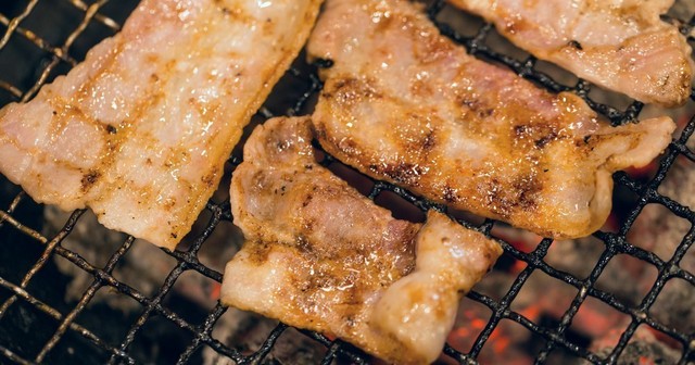 燻製させた熟成豚肉や極厚肉が味わえるお店も!六本木で「サムギョプサル」が楽しめるお店5選