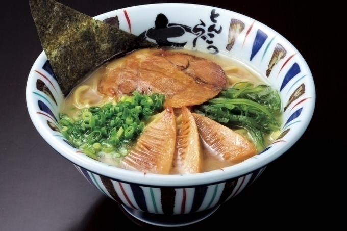 超濃厚豚骨スープは1キロの材料からたった3人前しか取れない贅沢