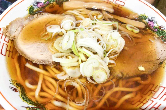 あっさり」か「濃厚」か。東京で食べる津軽煮干しラーメンの嬉しくも