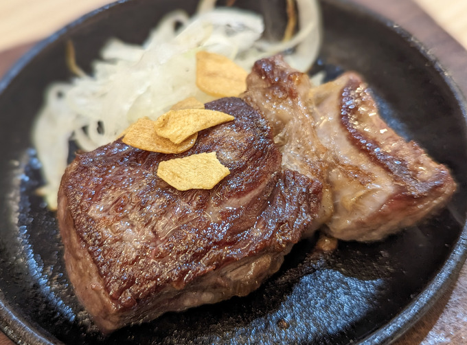 新宿　肉料理　ステーキ