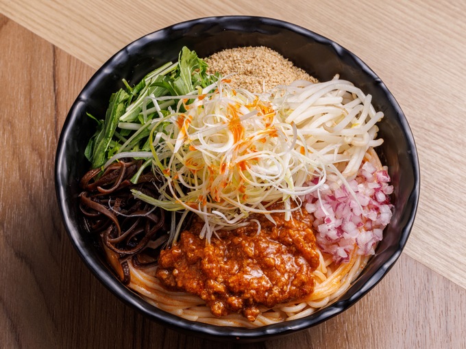 新宿三丁目 担々麺