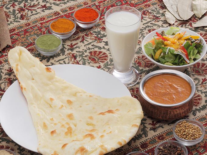 『富山北口横丁』内のカレー専門店『サントシ』