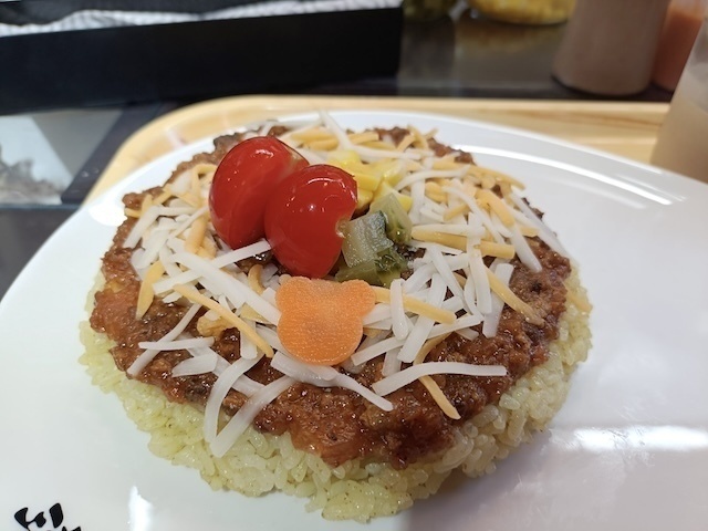 沖縄・国際通り『琉球ドライカレーのお店 がちまや～』の琉球ドライカレー