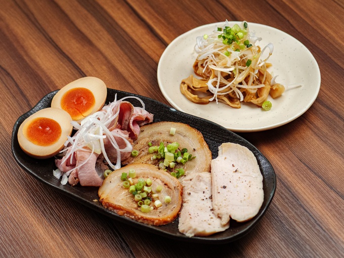 『汐留横丁』で提供する「おつまみ」の画像