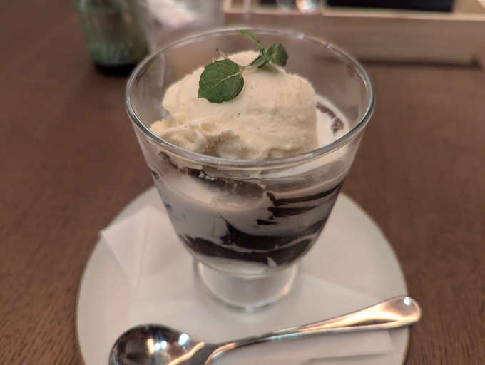 新宿　アイス