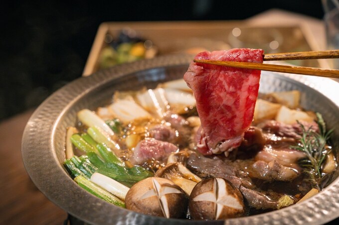 4種のお肉を楽しむ「京風すき焼き」