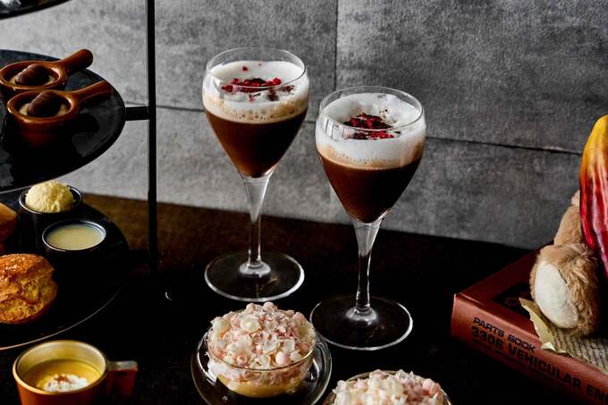 コーヒーのほろ苦さを効かせたチョコレートドリンク「チョコ クラウディ」